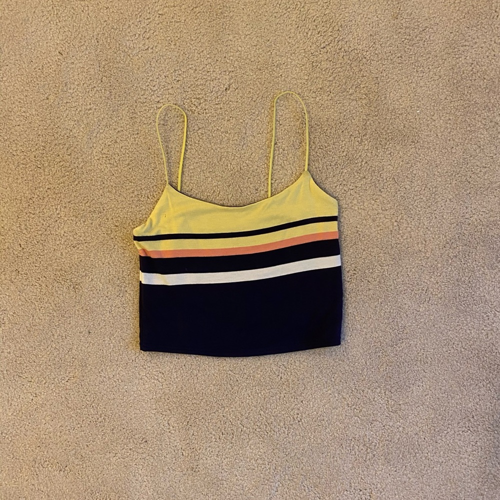 Pacsun Crop top